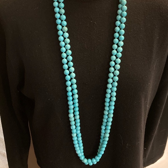 Turquoise bead knotted necklace. - Picture 7 of 16